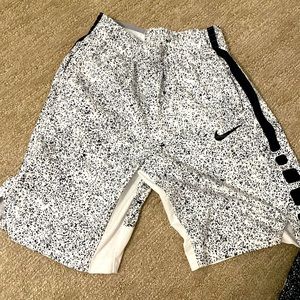 Any gender speckled basketball shorts